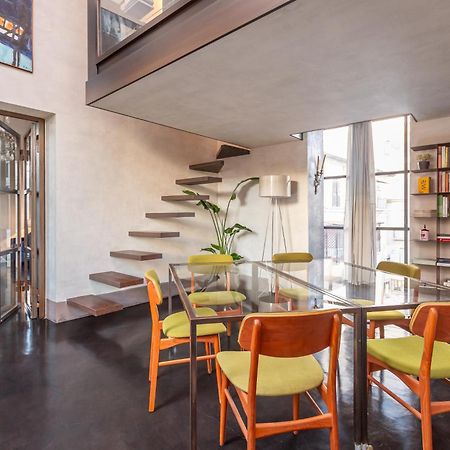 Iconic Apartment With Unique Colosseum View Rome Exterior photo